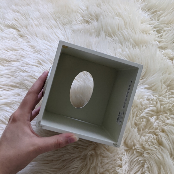 Square Tissue Box Holder - Picture 3 of 3